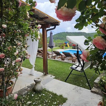 Vila Letizia Oprtalj